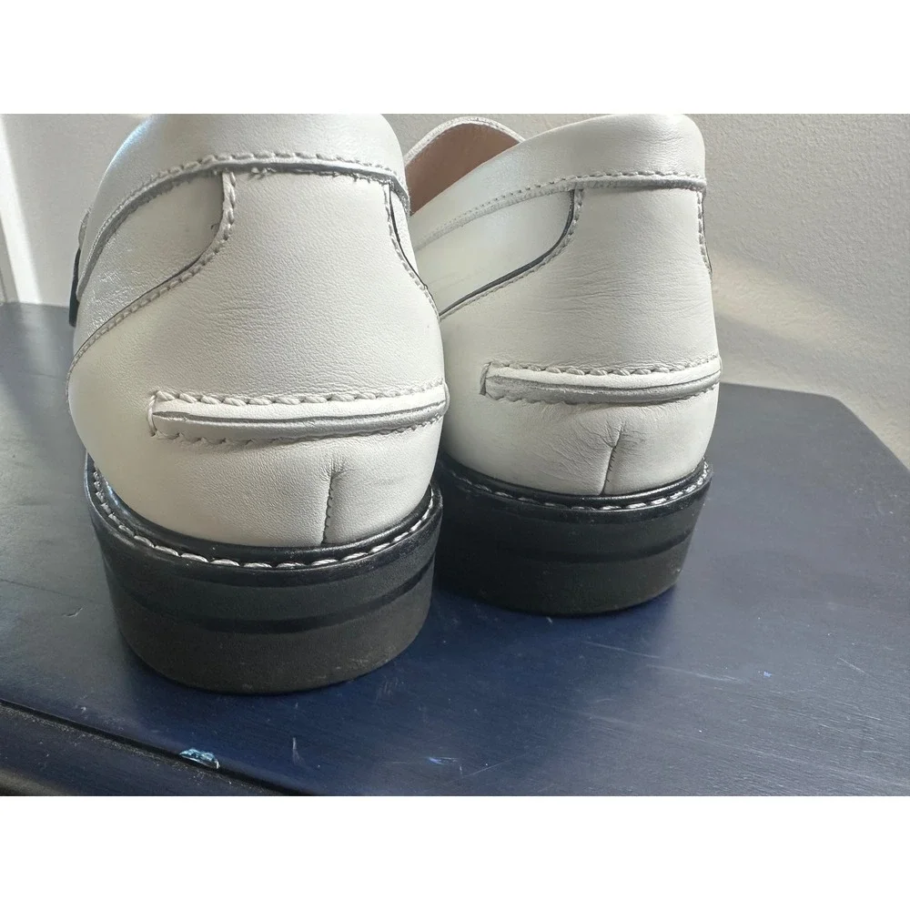 STUART WEITZMAN White Leather Gold Accent Loafers Women's Size 7.5 Made in Spain